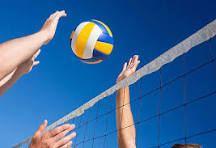 Aula de Voleibol na escola CS Marítimo Vale Europeu